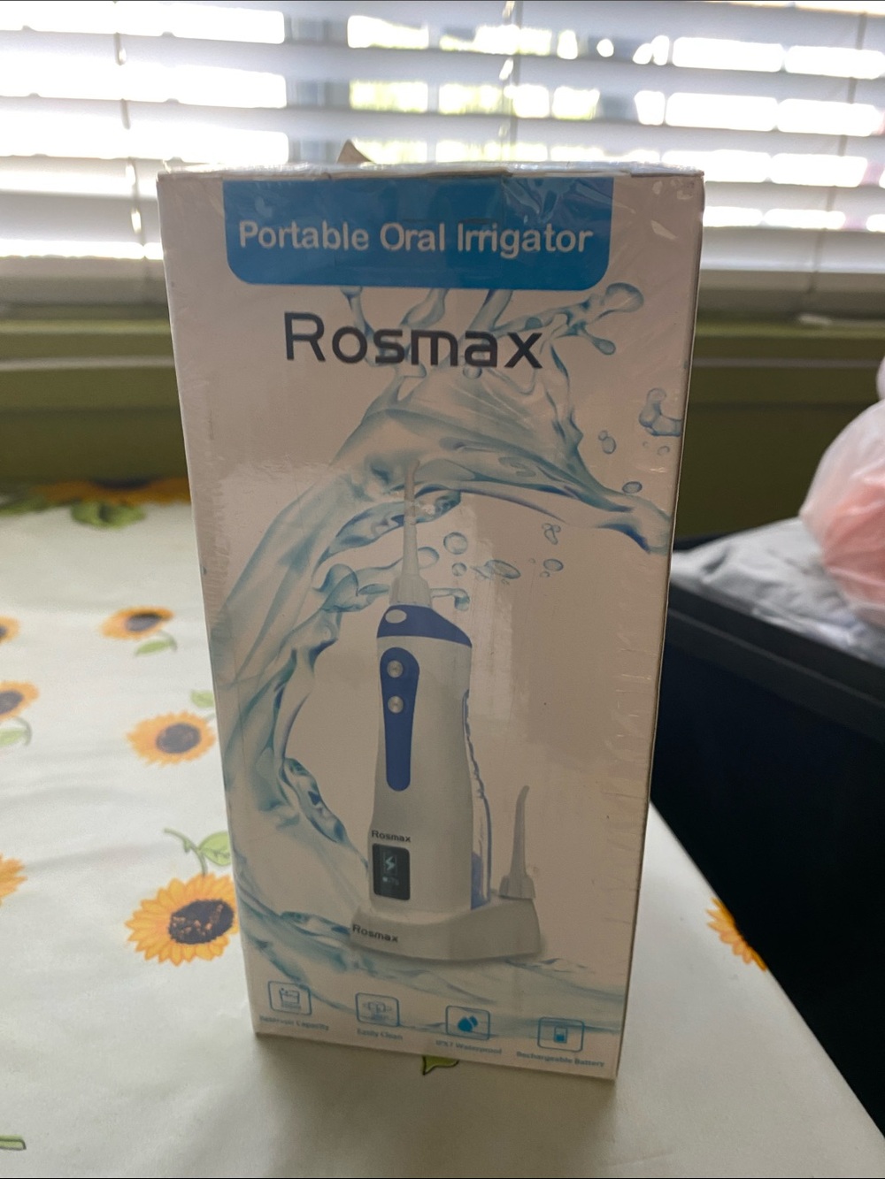 Portable Oral Irrigator - White & Blue